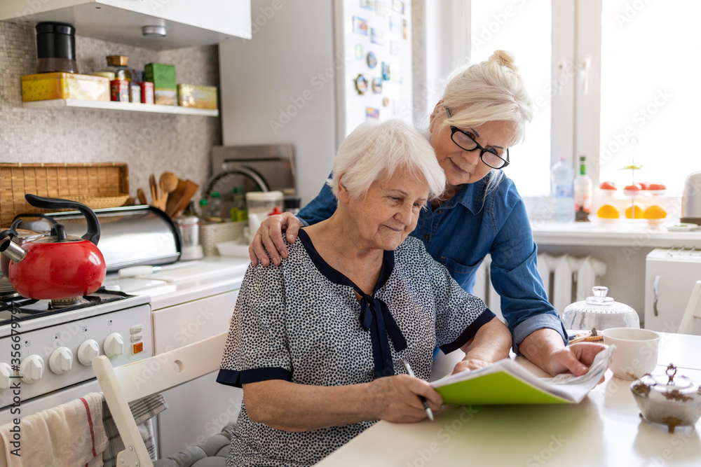 A Comprehensive Guide to Alzheimer’s Care at Home